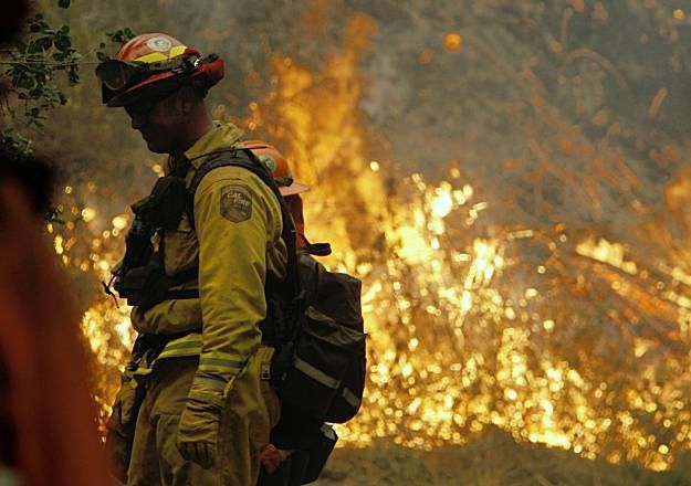 BEEDrinks's tweet photo. Hard to believe when I was in Napa/Sonoma in Feb it was torrential floods, now devastating fires. So very sad...https://t.co/UTnWwUeJzL https://t.co/49huOtjaGY