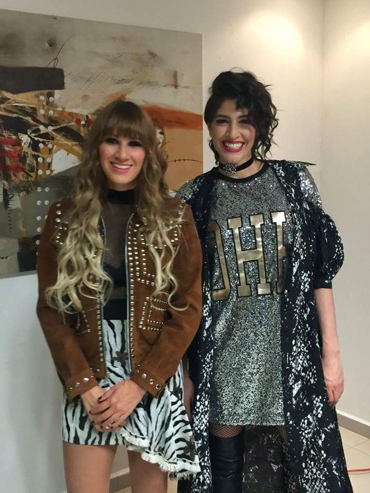 lublancohanna's tweet photo. @haashoficial #ElEventoDigital2017 🎤🎵🎸🎶🎼 https://t.co/mUIkAMmuxW