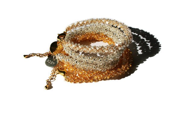 sosygallery's tweet photo. Seed bead bracelet, #boho beaded dainty gold stacking bracelet, wire #crochet #jewelry #etsy #epiconets... #handmade https://t.co/EYfVgOM1U9 https://t.co/UBsZfcvPay