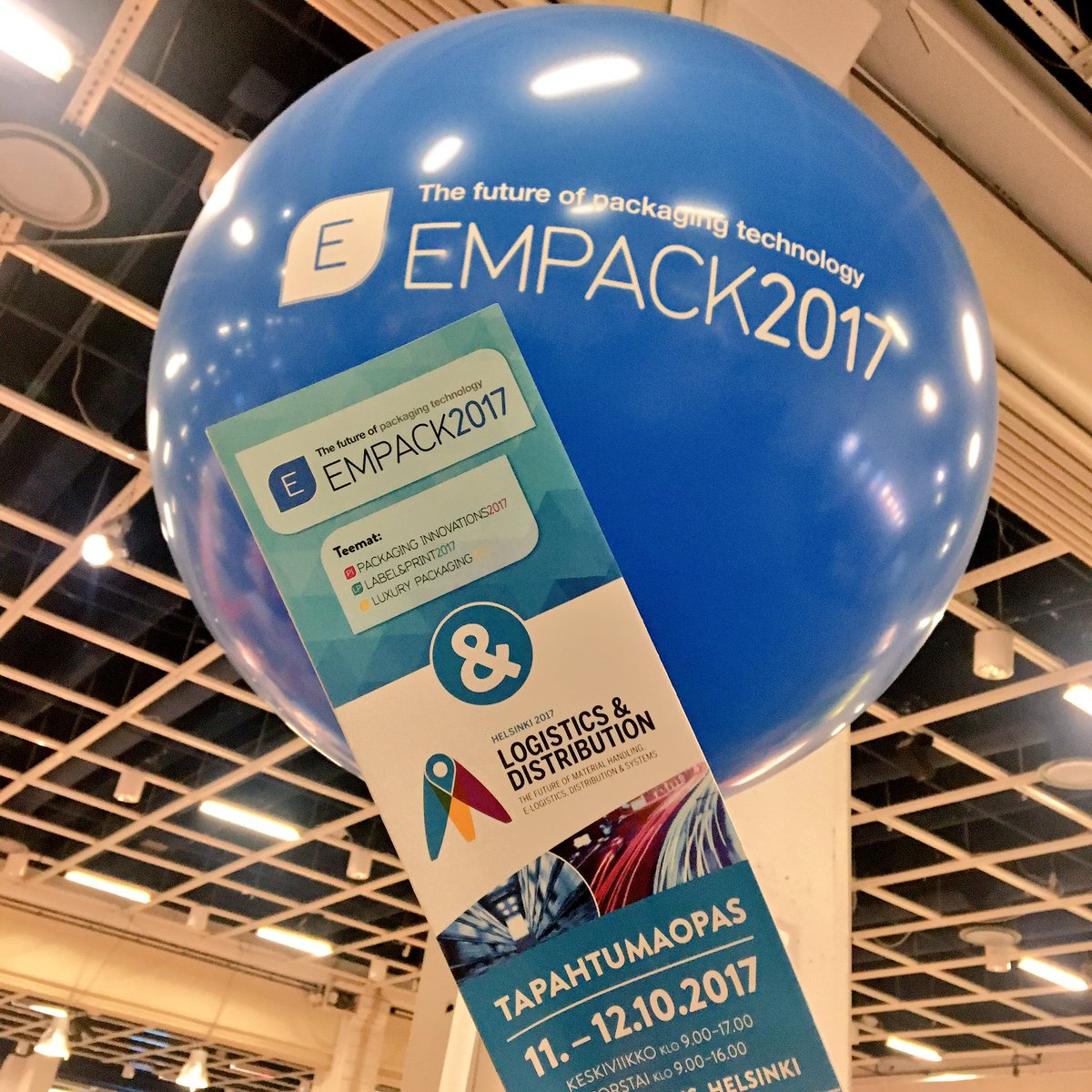 EmpackFIN's tweet photo. Päivä 2 – hyvää huomenta! 
Tänäänkin luvassa puhetta mm. tulevaisuuden älypakkauksista, brändeistä ja ekologisuudesta. Nähdään! #EmpackFIN https://t.co/HhFtBzEg13