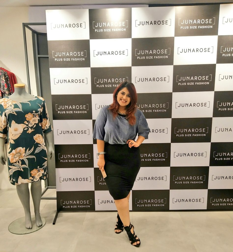Join us in a tete a tete with <a href="/Aashna18B/">Aashna Bhagwani</a> , as she discusses fashion and more at <a href="/ambiencemalls/">Ambience Mall</a>. #Junarose #PlusSizeFashion