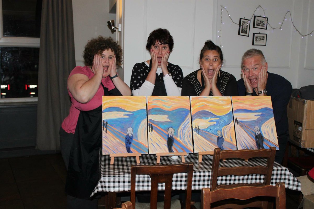 paintingthetownred tweet media