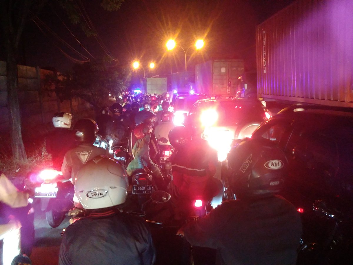 bidikgresik tweet picture