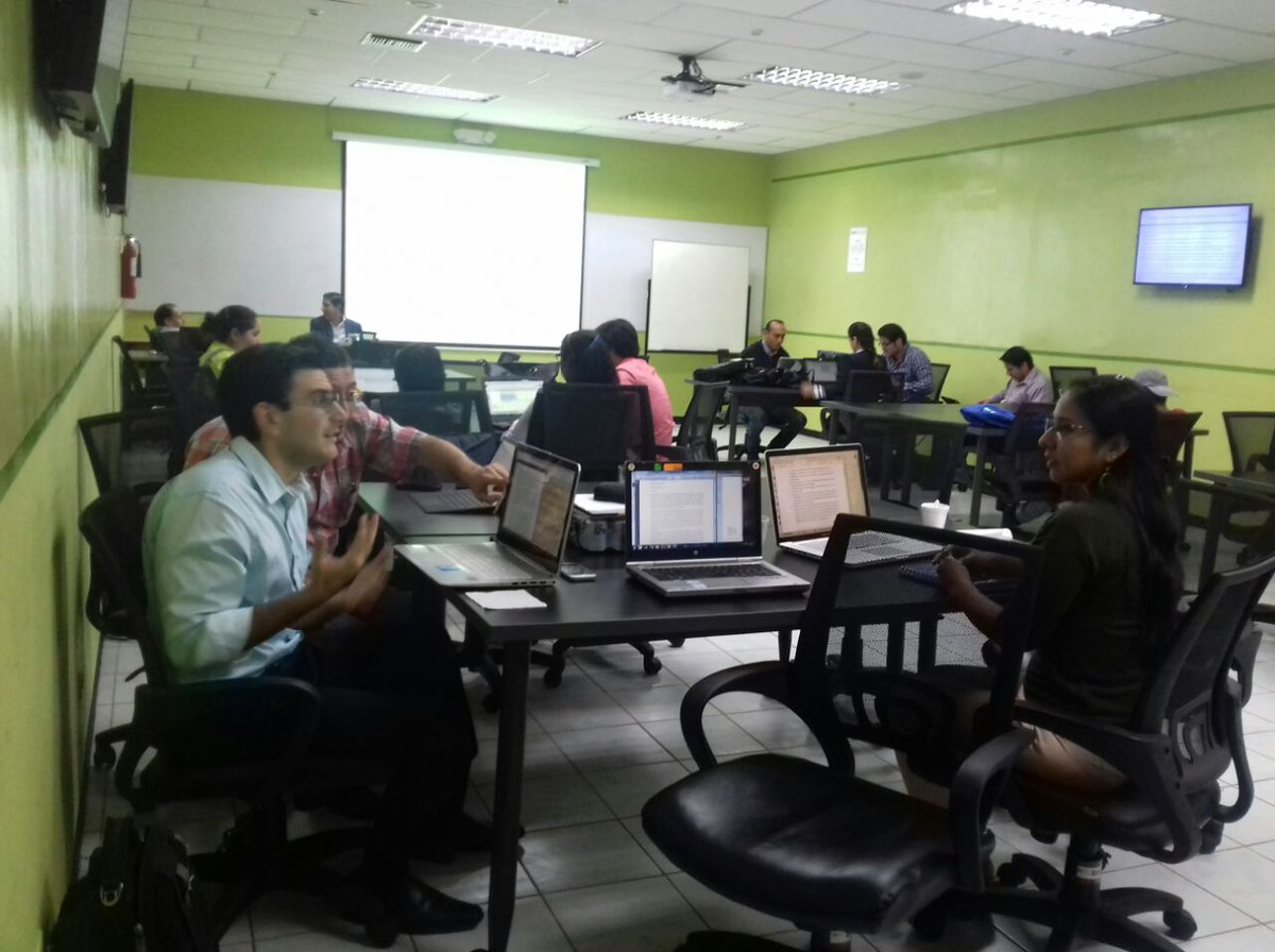 mitemiguel's tweet photo. #Inclusión organizacional #Crear confianza #Vincular actividad con resultados @ESPAE, #MGP12-P01, #DHG, #FacultarYDelegar, @wloyola https://t.co/EQu481T5cf