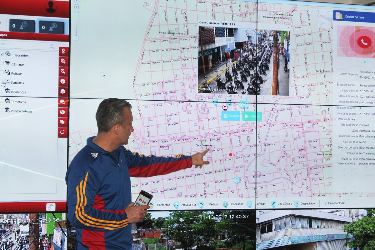 CaraboboGB's tweet photo. #FelizJueves Gobierno Bolivariano inauguró sede del VEN-911 en Carabobo https://t.co/e4yXRlOfI9 https://t.co/qt8wgjFSP9