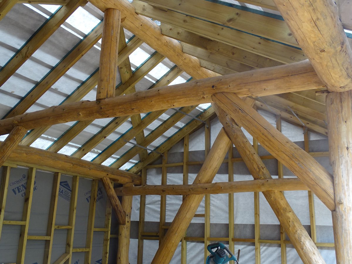 Our latest roundwood timber garden room with 6m bifold triple glazing, slate roof and larch cladding.#rusticstructures