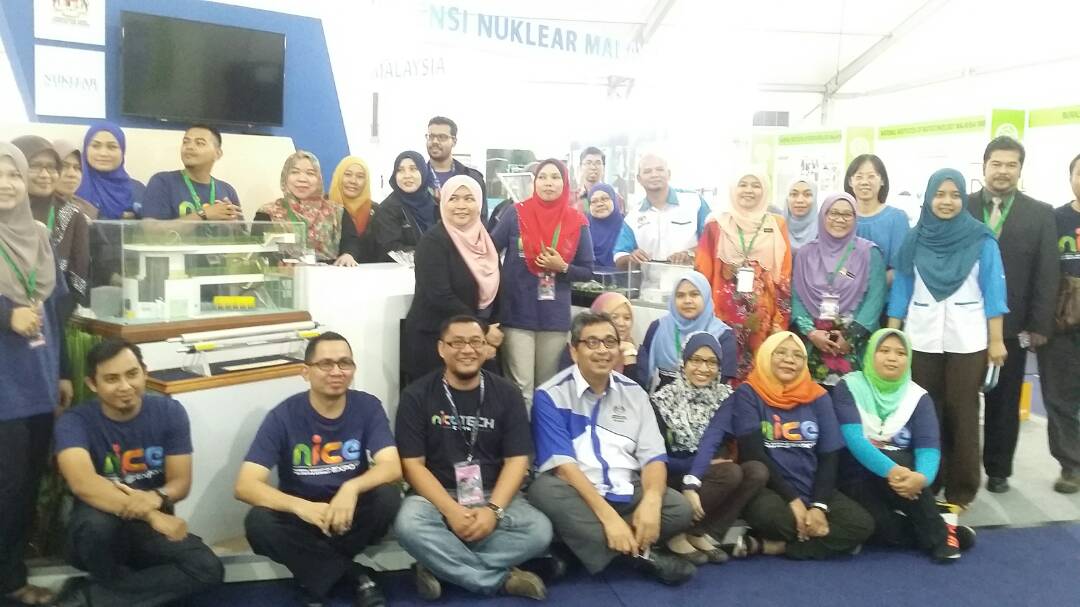 KPNuklear's tweet photo. Sekitar NICE 2017, 12/10/17. @Zahid_Hamidi @WTangau
@Datodrazhar @MyMOSTI @NuklearMalaysia @ashhar58  #NICEmosti2017 #NegarakuBerinovasi https://t.co/hwkn0ZhrTd