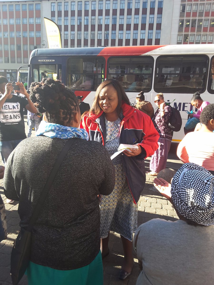 JoburgMetrobus's tweet photo. Cllr Nonhlanhla Makhuba, MMC for Transport in Joburg interacts with commuters@Ghandi Square #PublicTransportLoop @CityofJoburgZA ^NE https://t.co/tjpPvK0XcQ