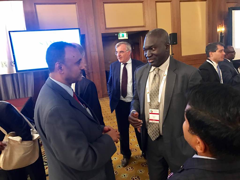 AfracaNews's tweet photo. State Minister of Industry of the Federal Democratic Republic of Ethiopia, Dr. Mebrahtu Meles links up with @SalehSecgen02 during #SAM2017 https://t.co/poITIgGG61