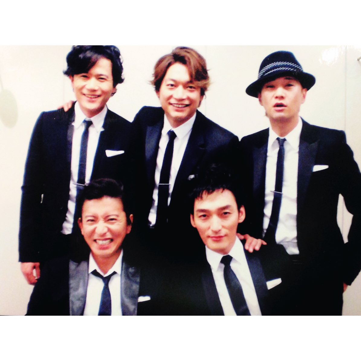 のんちゃん 拓哉の愛人 على تويتر 拓哉さんさえ傷つかなければそれでいい 私は5人でいるときのこの 木村拓哉を好きになった チームの強さを知ってて 家族の暖かさを知ってて いつも私たちのそばにいてくれて そんな心の真っ直ぐなsmapの木村拓哉が大好きなん