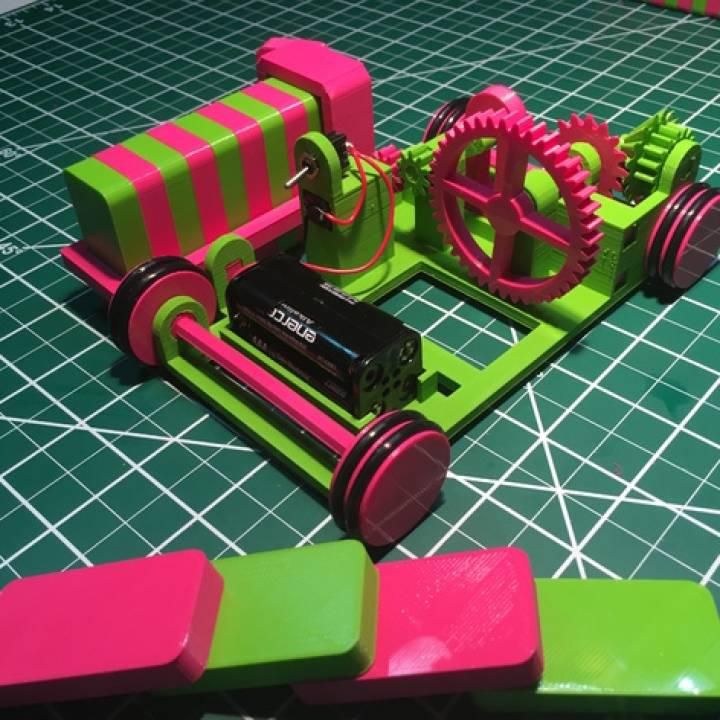 local_makers's tweet photo. Great passion and desire to create motivated this man to create over 100 3D printed models! https://t.co/SqLSp5aAuW https://t.co/sq4JbPmFeZ