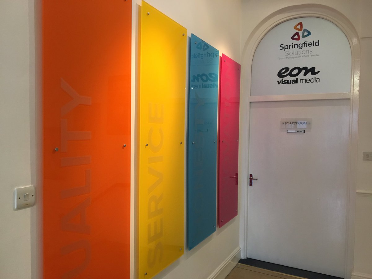 BizPrintuk1's tweet photo. We provide design manufacture and installation of bespoke stand off signs and window graphics For all receptions lounges office spaces etc. https://t.co/MsQivrx9iU