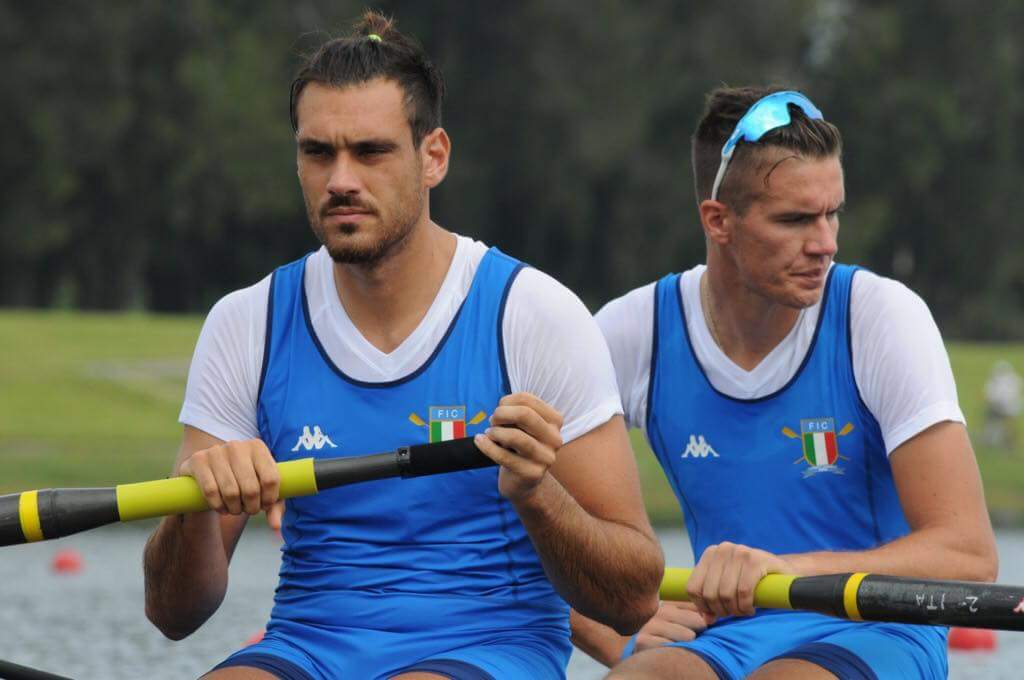 canottaggio1888's tweet photo. Medaglia del giorno, Cap. 9: il 2senza senior maschile campione del Mondo! #Sarasota #Italremo #Italiateam #coninews #wrchamps #wrch2017 https://t.co/i67EfJKckO