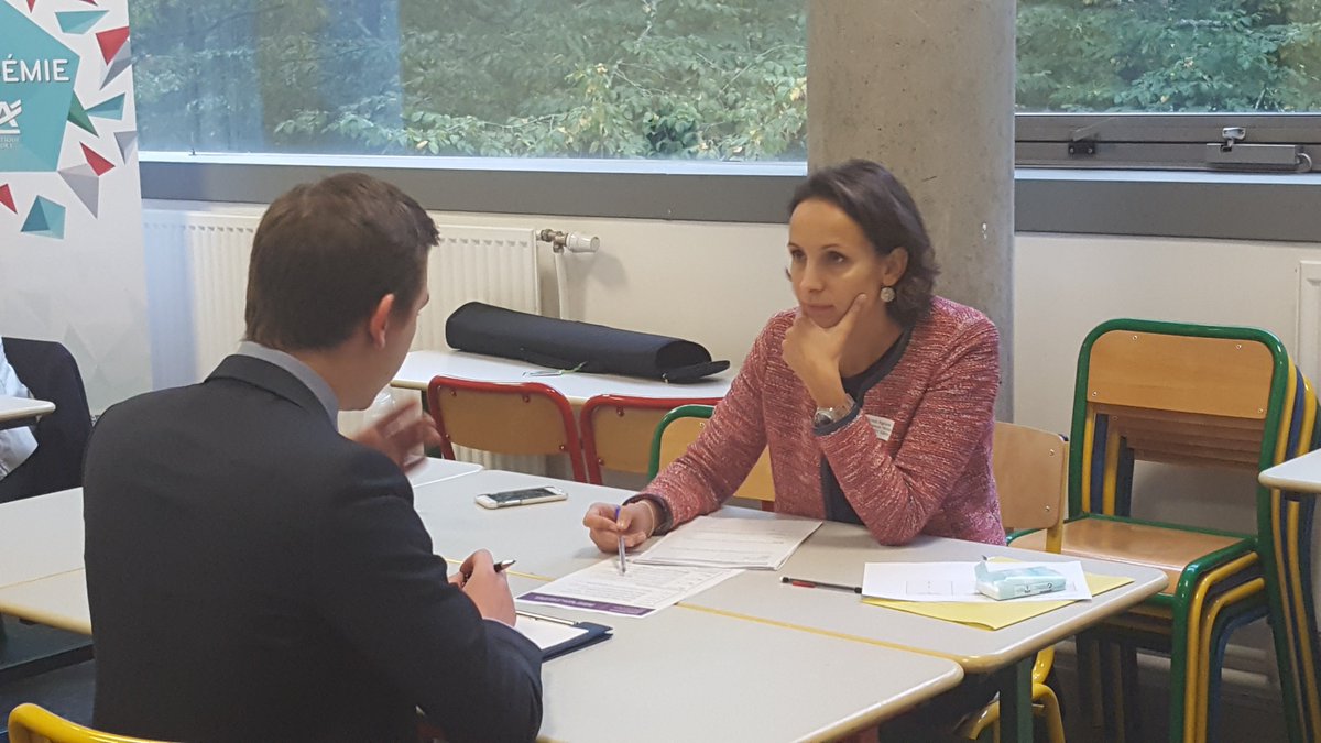 IAEnantes's tweet photo. Forum #stages Banque Finance, nos étudiants sont en entretien toute la journée avec les professionnels #Goodluck #CréerDuLien @UnivNantes https://t.co/S2sC5o2f7M