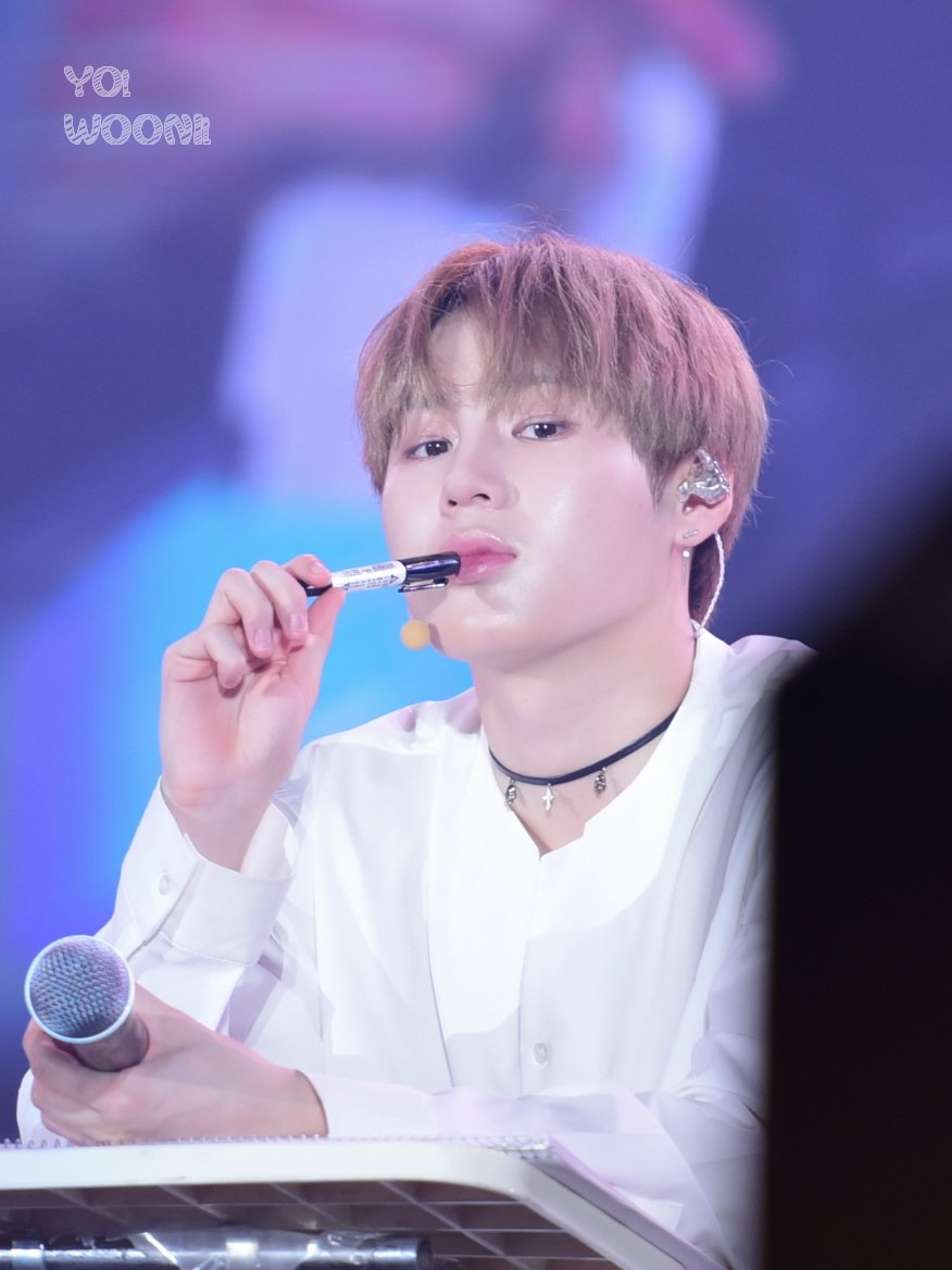 YoWooni's tweet photo. 171007 TAIPEI FANMEEING Missing you~ 😇😇😇
#워너원 #Wannaone #하성운 #HASUNGWOON https://t.co/Q5ZpE5W2qg