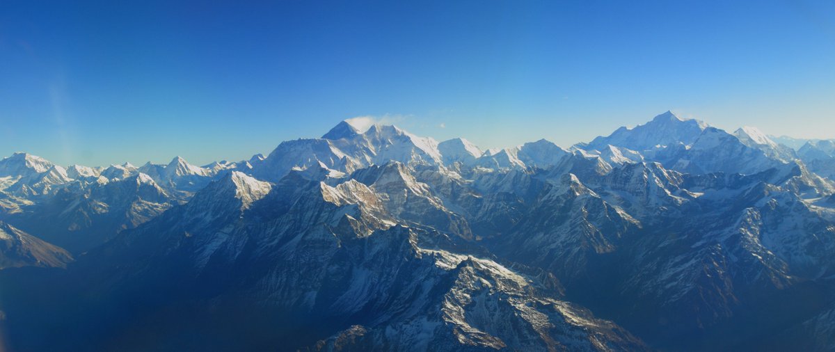 FlyYeti's tweet photo. We have successfully completed our first commercial flight to Everest Express today with our @ATRaircraft 72-500. #everestexpress https://t.co/LKYPYB5rHX
