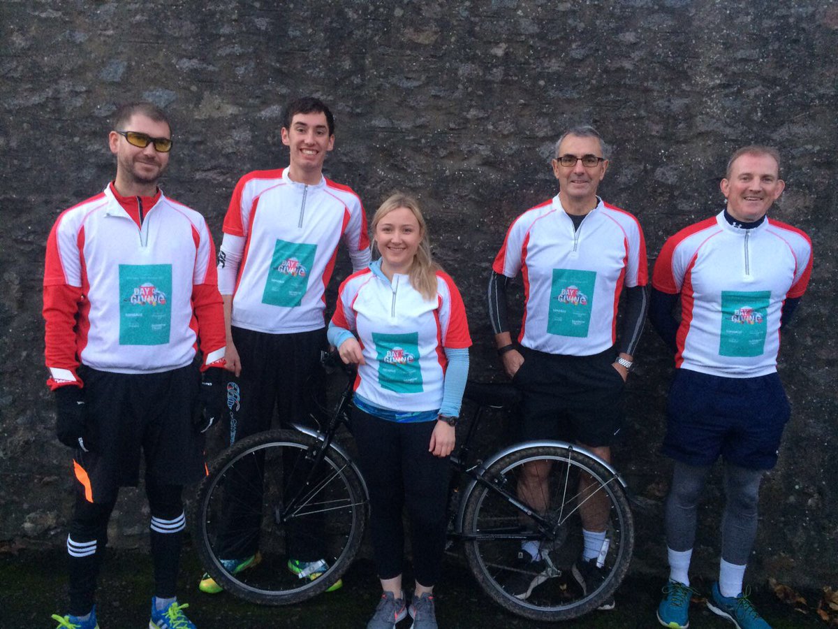 KnightFrankAbdn's tweet photo. And they're off  - Aberdeen to Edinburgh -  Go Team @KnightFrankAbdn still time to donate https://t.co/P0sAYqBYoB #Honedathletes! https://t.co/hQ1ufjxfUV