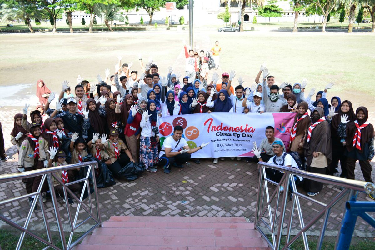LetsDoItID1's tweet photo. Indonesia Clean Up Day-8Okt2017-Lhoksemawe

#aksibersih2jam
#IndonesiaCleanUpDay2017
#RoadtoWorldCleanUpDay
#GerakanPungutSampah https://t.co/RpXZM7R19R