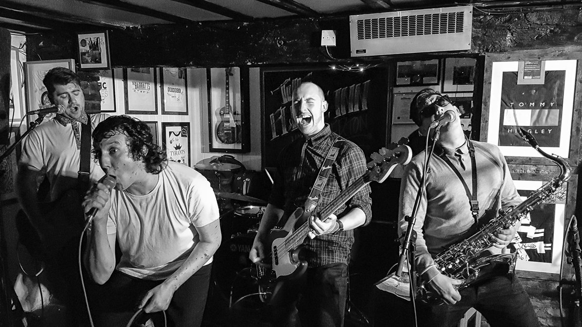 Tonight Benson will be supporting <a href="/frankofraize/">Franko Fraize</a> at the Lending Room, Leeds. See you there! @TomLendingRoom <a href="/LeedsGigGuide/">Leeds Gig Guide</a> @leedsmusicscene