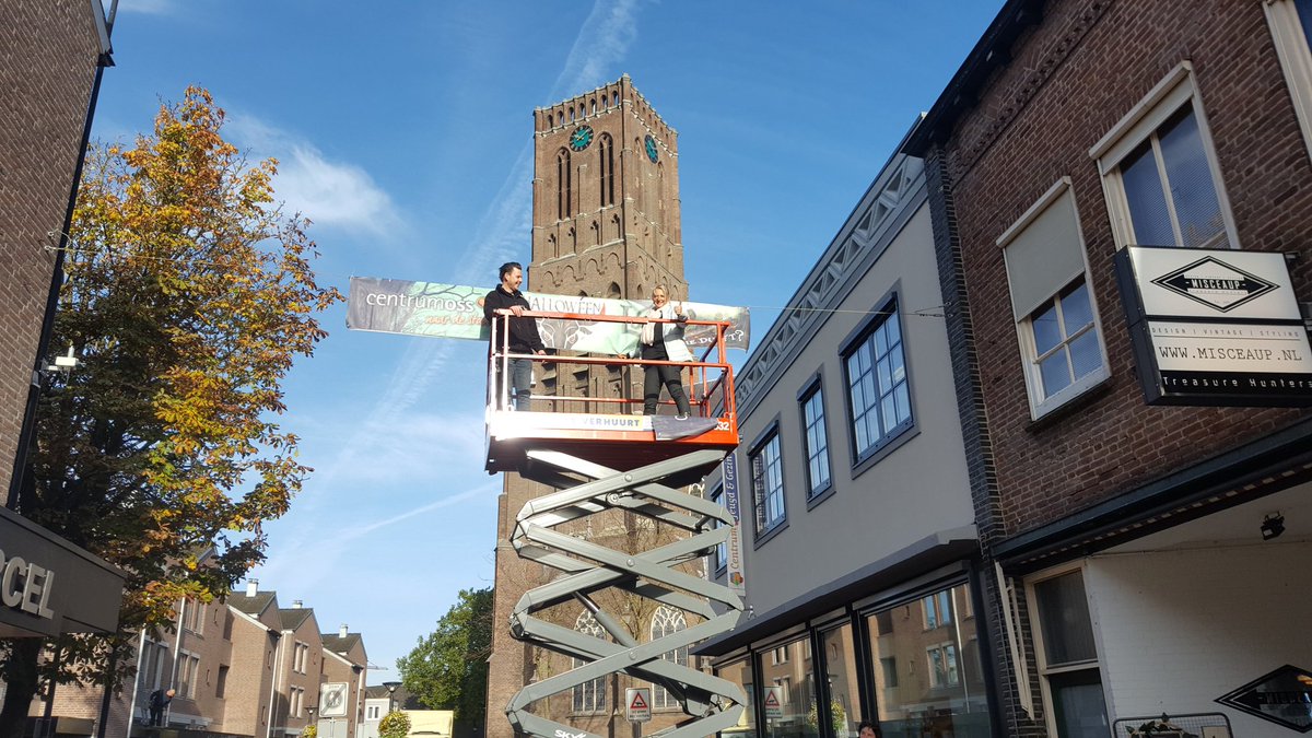 De #Halloween banners hangen al in het centrum van #Oss. Check het programma op centrummanagementoss.nl