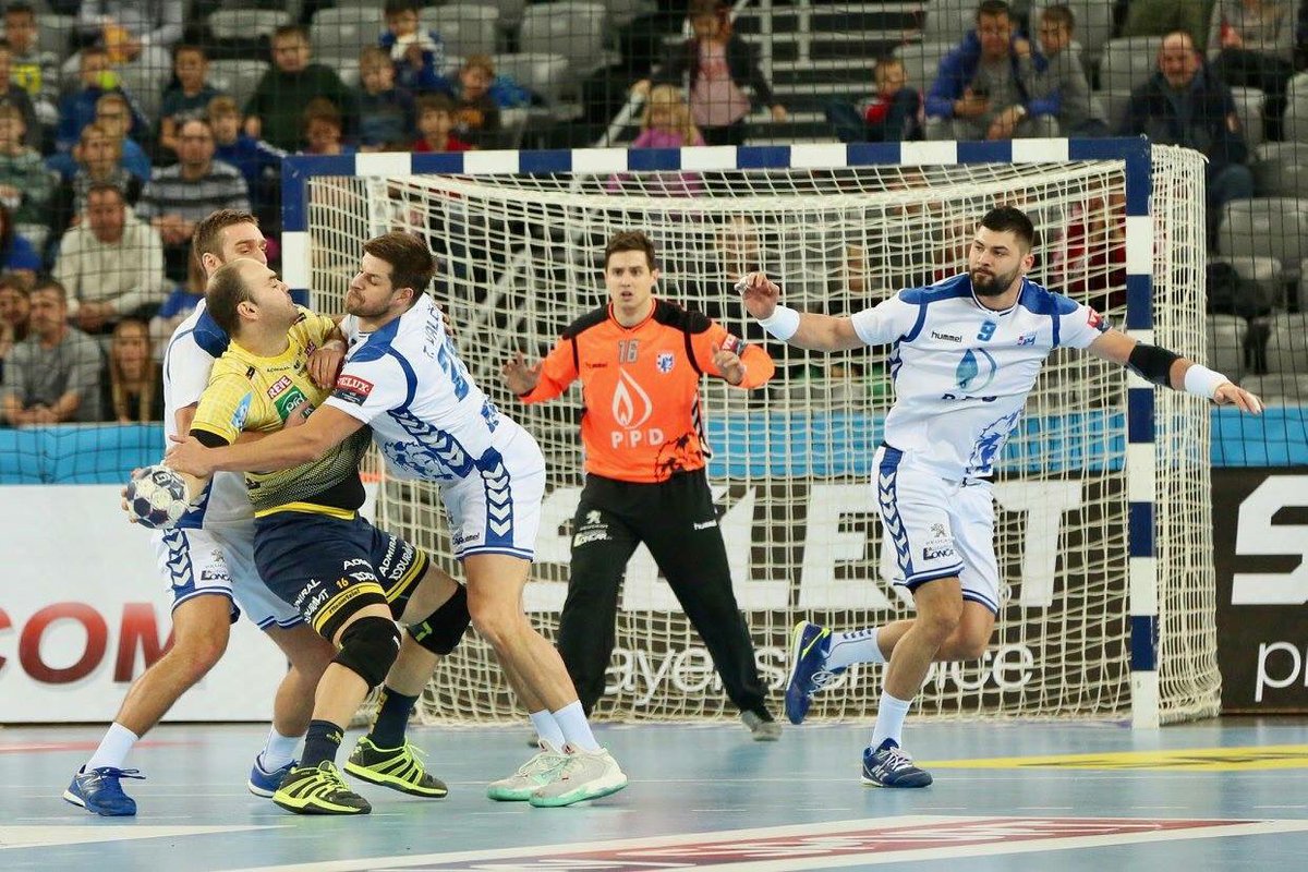 Rk Ppd Zagreb Match Day Ehfcl Rnloewen Vs Rkzagreb 12 10 17 9 Pm Sap Arena Hrt 2 Rkzagreb Lions Iznadsvihzagreb T Co Cwynufousw