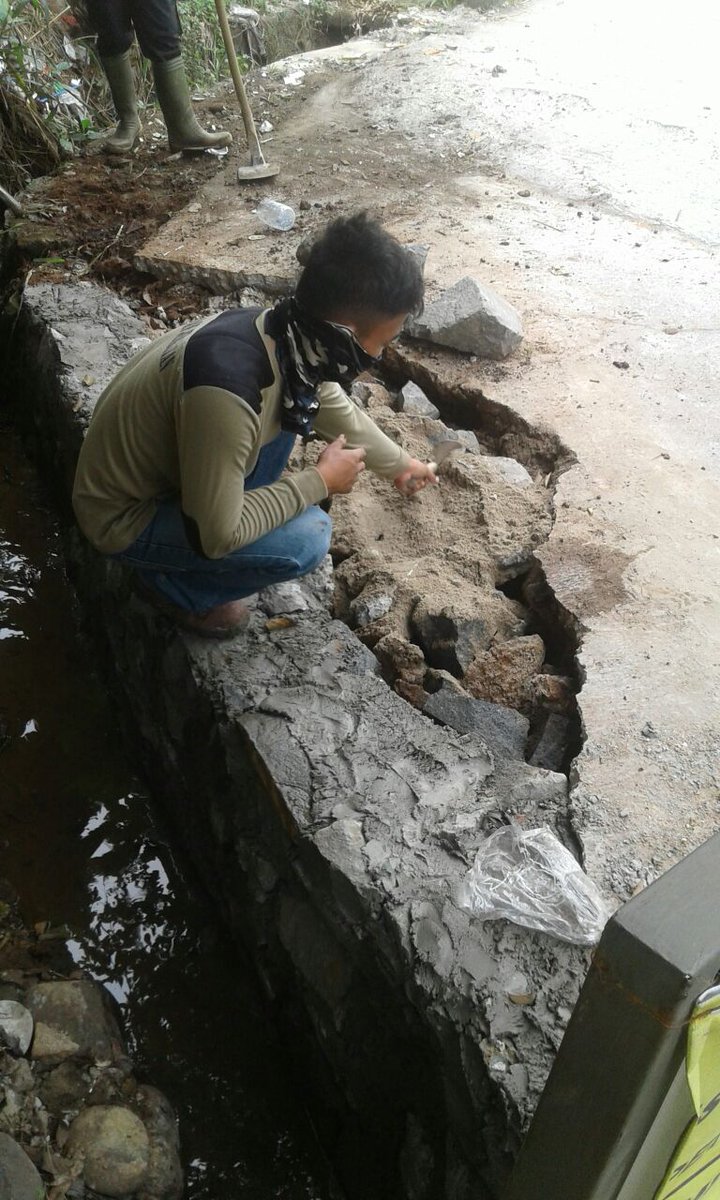 satgas jalan dan jembatan depok tweet media