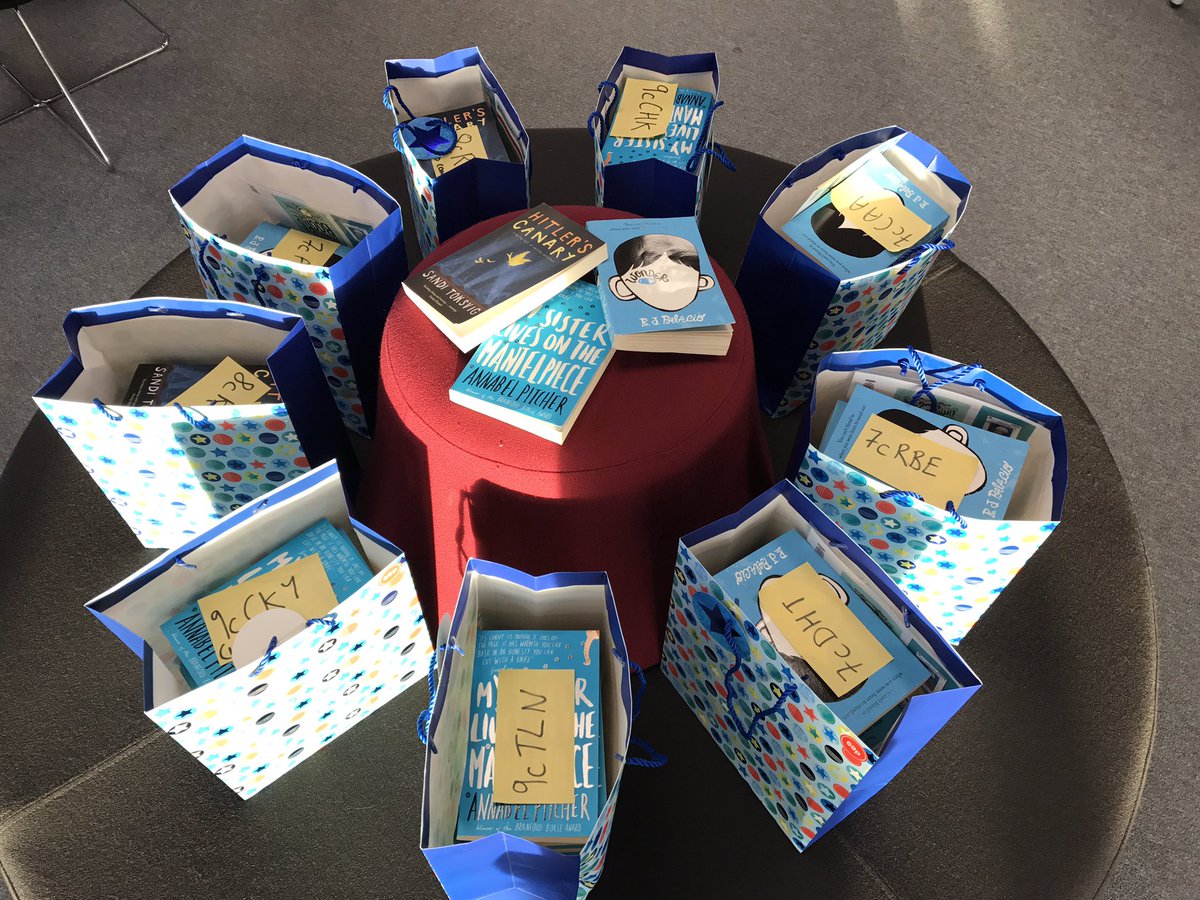 Crestwood_DfE's tweet photo. 📚SPECIAL DELIVERY📚

#NewBooks #ActiveReading #SynchronisedReading https://t.co/4ZX5ZFRv2V