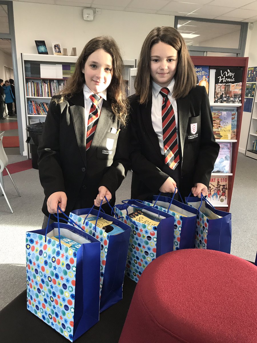 Crestwood_DfE's tweet photo. 📚SPECIAL DELIVERY📚

#NewBooks #ActiveReading #SynchronisedReading https://t.co/4ZX5ZFRv2V