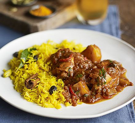 greencateringSA's tweet photo. It's #WorldChickenDay &amp; #NationalCurryWeek! Our Proudly South African dish - Cape Malay chicken curry with yellow rice! YUM! #GreenCatering https://t.co/eYFPCncZyV