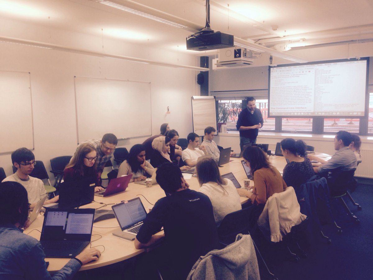 RR_Oxford's tweet image. @swcarpentry workshop day 1 begins! #reproducibleresearch starting with #unixshell 🐚 #RROxford