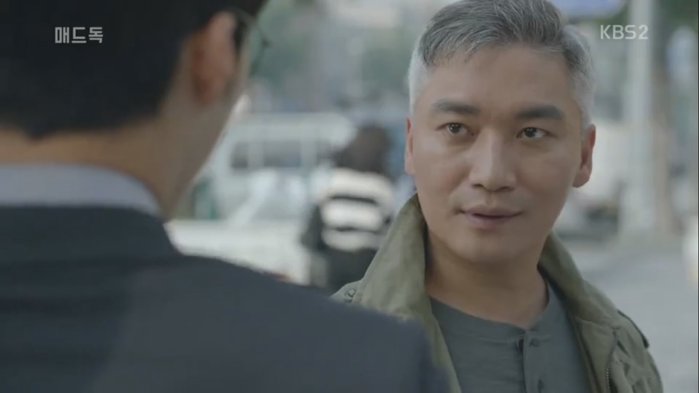 DL7RiBfUQAA0gWh.jpg:large