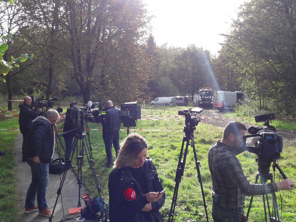 geraldmeijer's tweet photo. De zoeklocatie ligt zo afgelegen dat mobiele telefoons nauwelijks bereik hebben. #AnneFaber https://t.co/bFZDkR8CRX