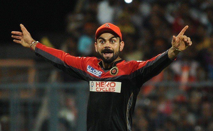 barshaVkohli18's tweet photo. @imVkohli 's Signature Pose In 3 Formats.. #Captain18 😍😍😍 https://t.co/vCuimn9OKi