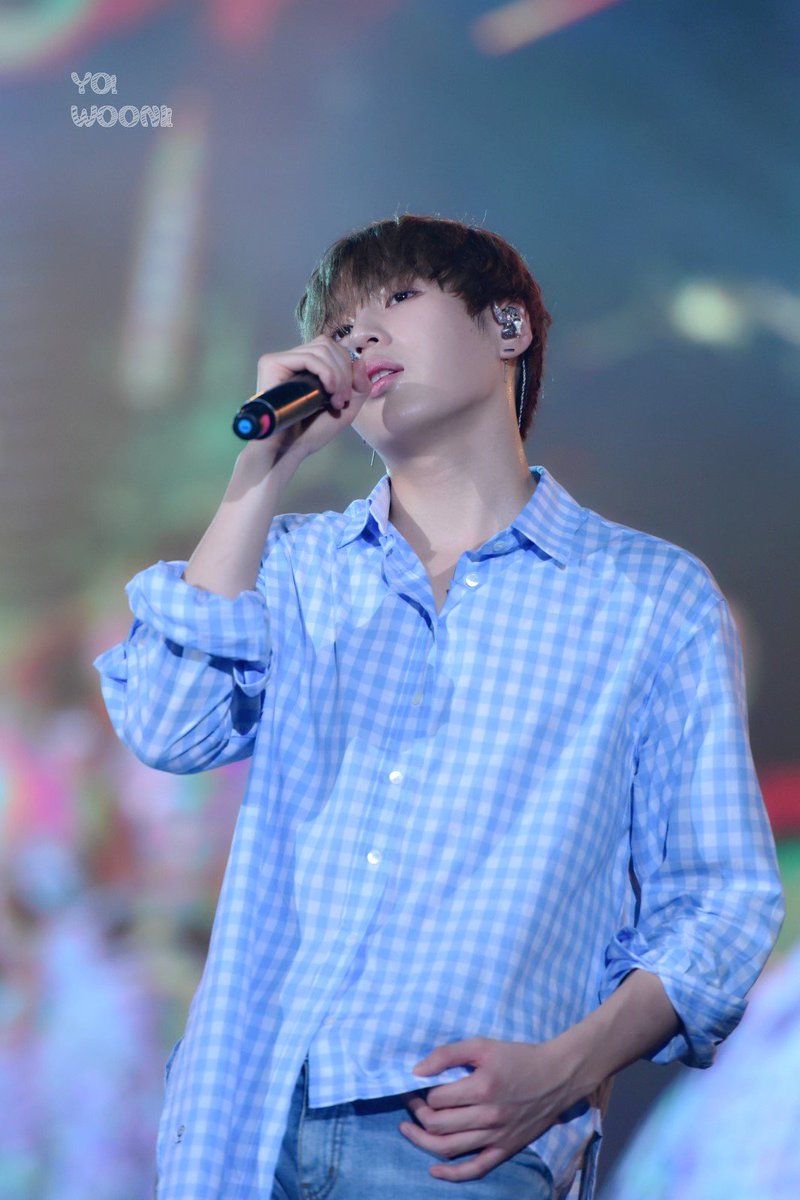 YoWooni's tweet photo. 171007 TAIPEI FANMEEING 
my precious main vocal
 #워너원 #Wannaone #하성운 #HASUNGWOON https://t.co/Xql0T2kvqw