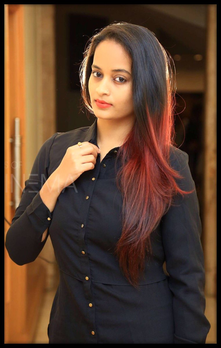 sujavarunee's tweet photo. 🙏Immense love 2 those people who showered me with all ur blessings on my B'day.Txs for being a pillar for me to steer through these hurdles https://t.co/XlKJA8b3ZI
