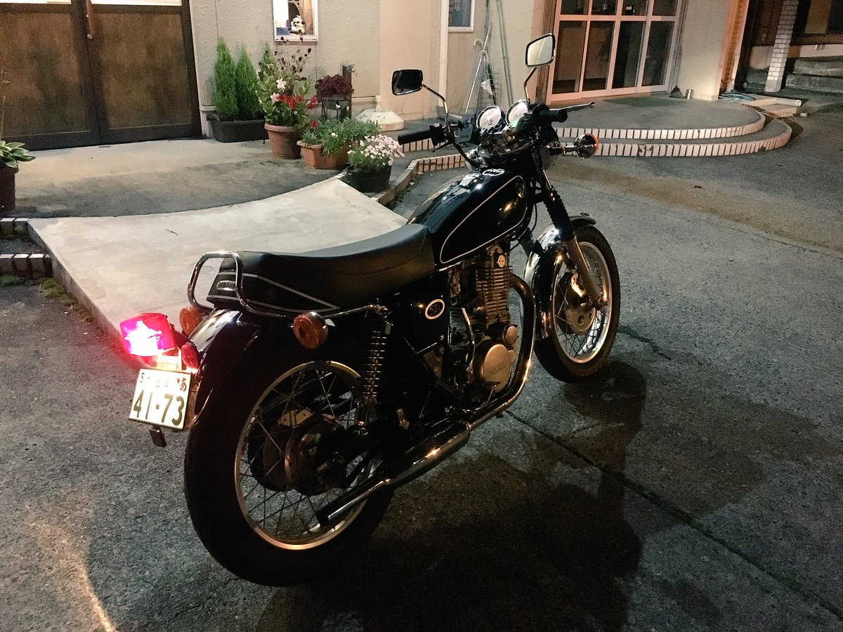 てんちょ ファミキャン 登山 ノーマルルック戻しほぼ完成かな Sr400 ノーマルの美学