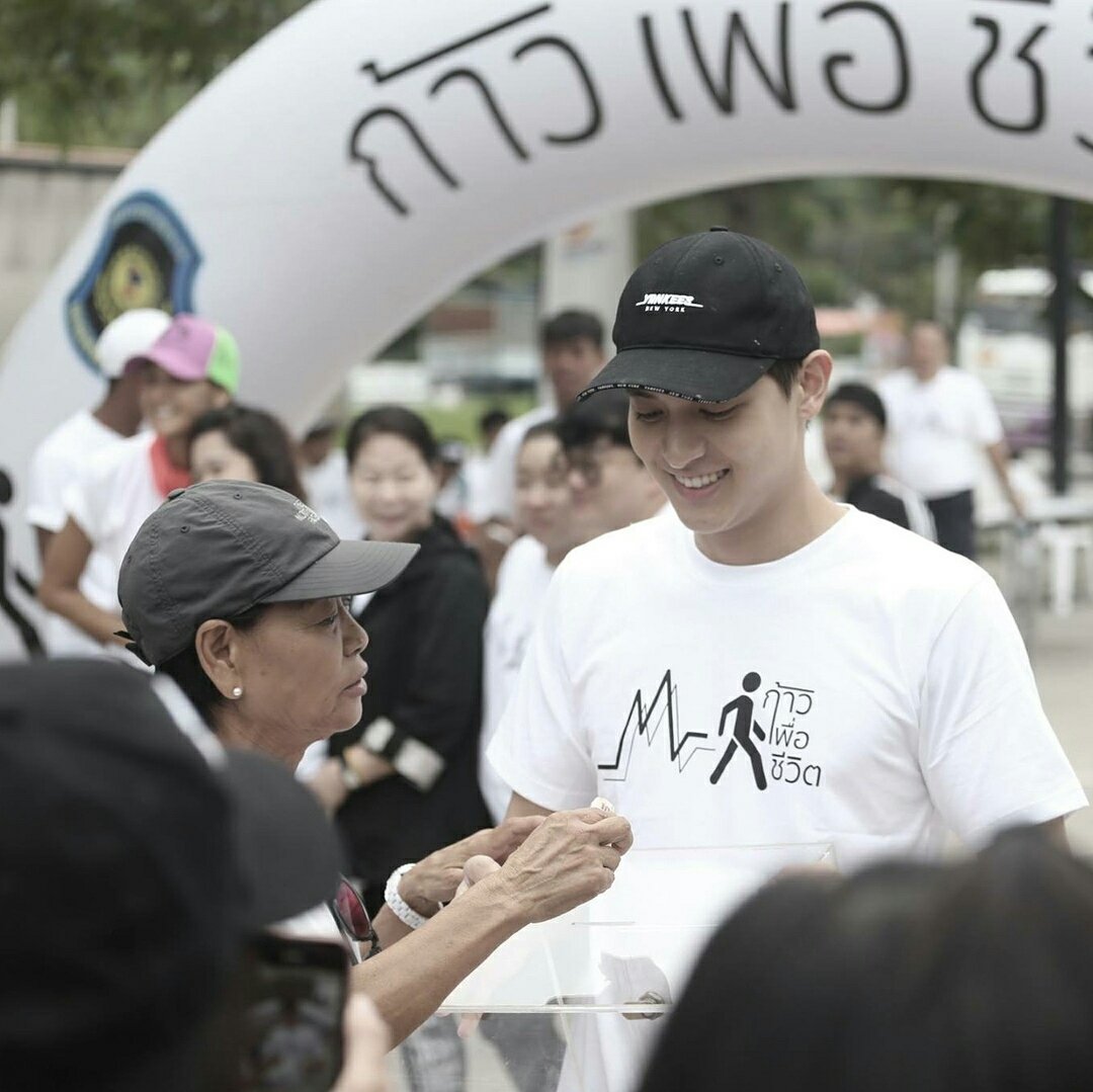 JamesjiStation's tweet photo. ภาพความประทับใจ #ก้าวเพื่อชีวิต ในวันที่ 2 ตุลาคม 2560 ยังสามารถร่วมบริจาคกันได้ผ่าน 3 ช่องทางดูที่ IGcr. #WalkForLifeTH #jirayu_jj #เจมส์จิ https://t.co/mRGJk2gek9