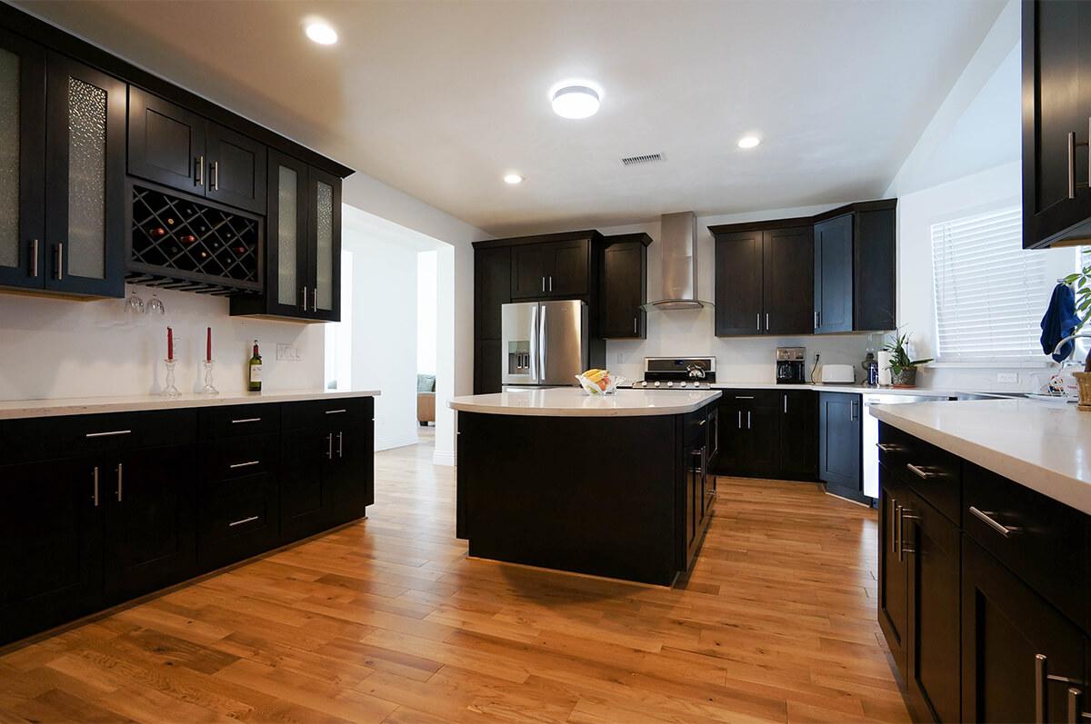 the_rtacabinets's tweet photo. Planning any kitchen or bathroom remodel? TheRTACabinets offers #RtaCabinetsOnline at best prices. Visit https://t.co/0C0hC9b2e3 https://t.co/SMgpgc4edh