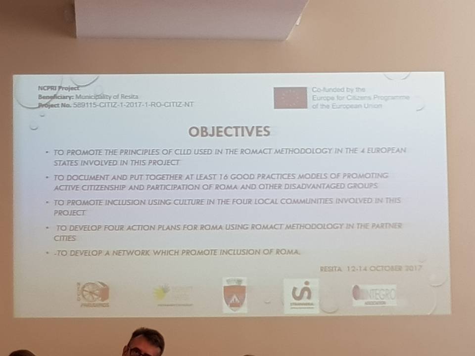ROMACT_EC_CoE's tweet photo. #Isperih #BG &amp; #Resita #RO are exchanging on good practices for #Roma #inclusion within a project developed with #ROMACT support #EACEA https://t.co/deDFbh6KEn