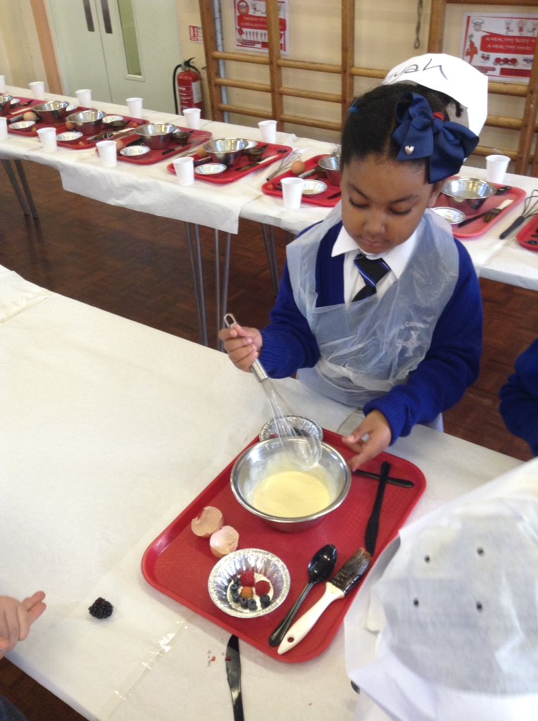 StCuthbertsPri's tweet photo. Year 1 &amp; Year 6 had a fantastic morning cooking with @jnrchefs 🍓🍇. https://t.co/n0BDk2PTNz