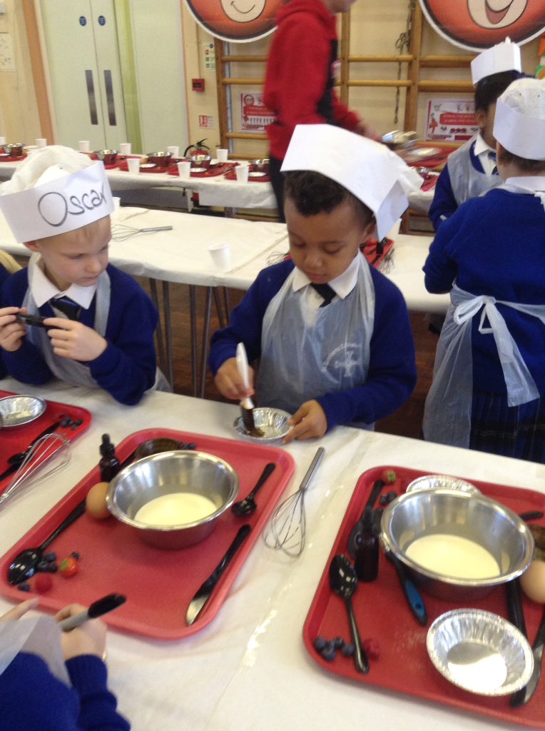 StCuthbertsPri's tweet photo. Year 1 &amp; Year 6 had a fantastic morning cooking with @jnrchefs 🍓🍇. https://t.co/n0BDk2PTNz