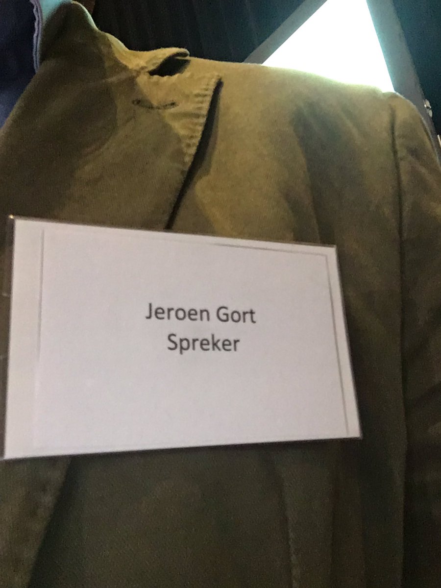 Vandaag spreken over natuurlijk verkopen tijdens symposium voor kinderthuiszorg. Deelnemers: 75 vrouwen en 1 man :-)