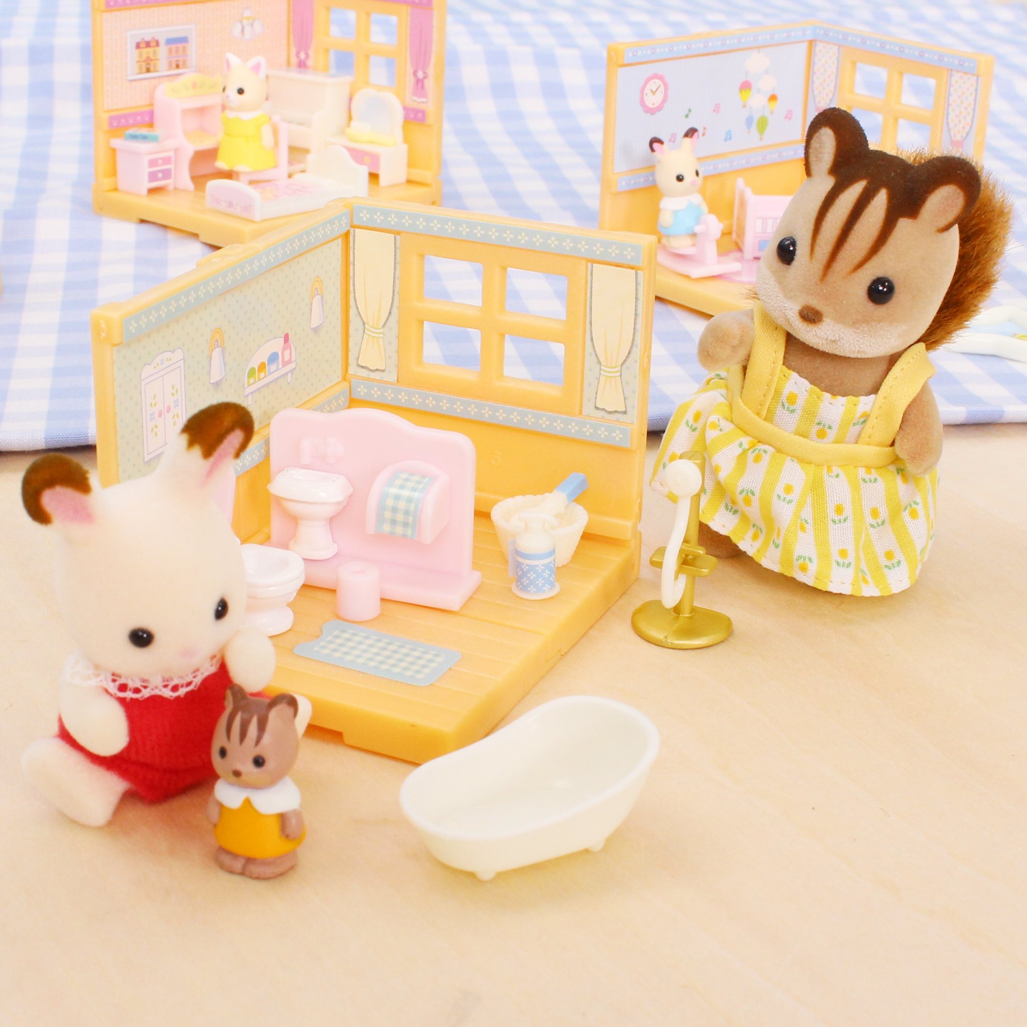 シルバニア ひろがる大きなお部屋4 ピンク色の家具とかわいいお部屋 全4種 シルバニア ひろがる大きなお部屋4 ピンク色の家具とかわいい