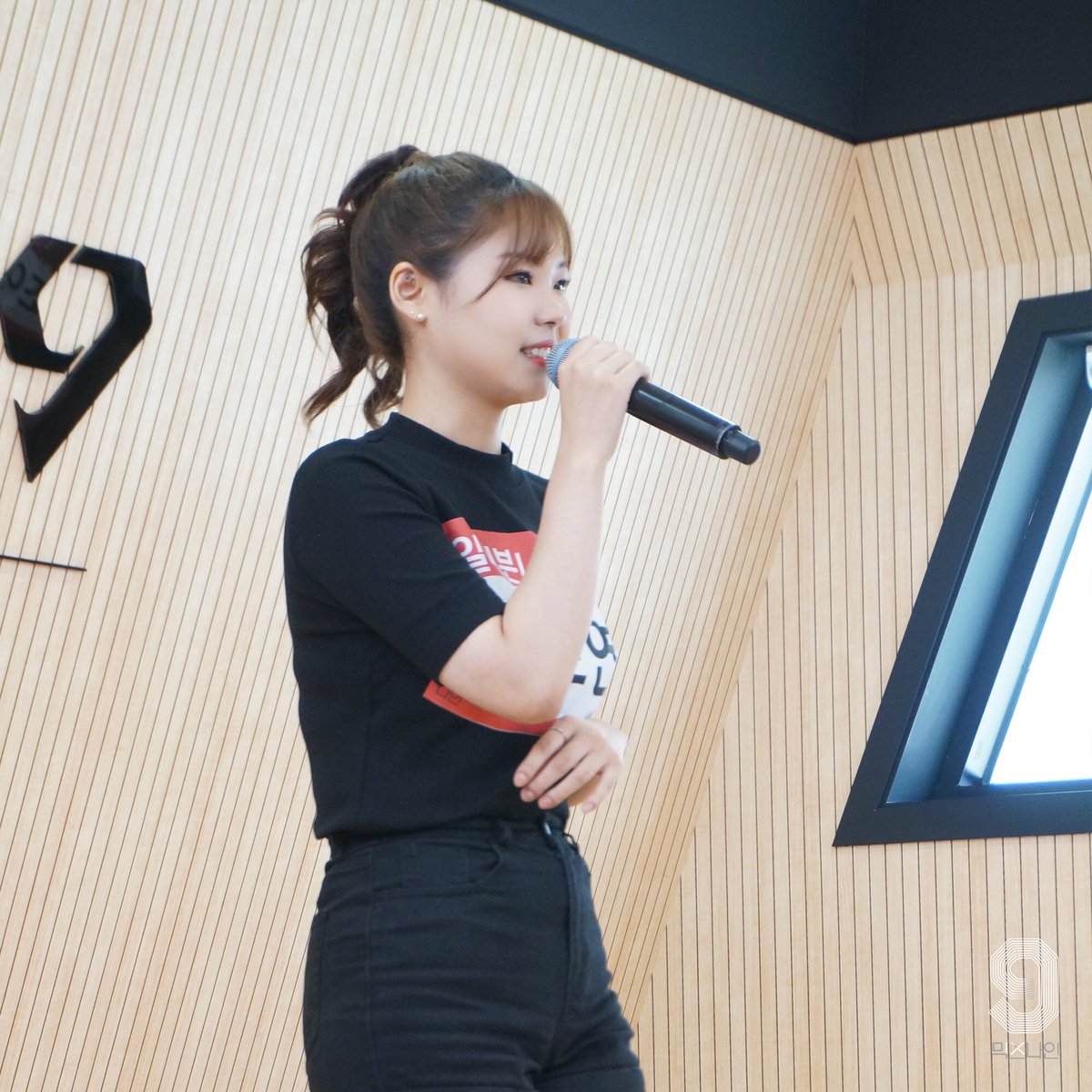 jtbc_mixnine's tweet photo. #기획사투어 #Day2 #일레븐나인 #ELEVEN9

#김소연 #조여윤 #김희수

#믹스나인 #MIXNINE #10월29일 #일요일 #오후4시50분 #JTBC #첫방송 https://t.co/iwOI1QixZP