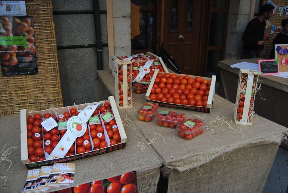 🍅🍅Ya lo tenemos todo a punto para la #FiraTomataPenjar. Os esperamos el 14 y 15 de octubre <a href="/c_valenciana/">Comunitat Valenciana</a> <a href="/dipcas/">Diputació de Castelló</a> alcaladexivert.es/ca/portada-vec…