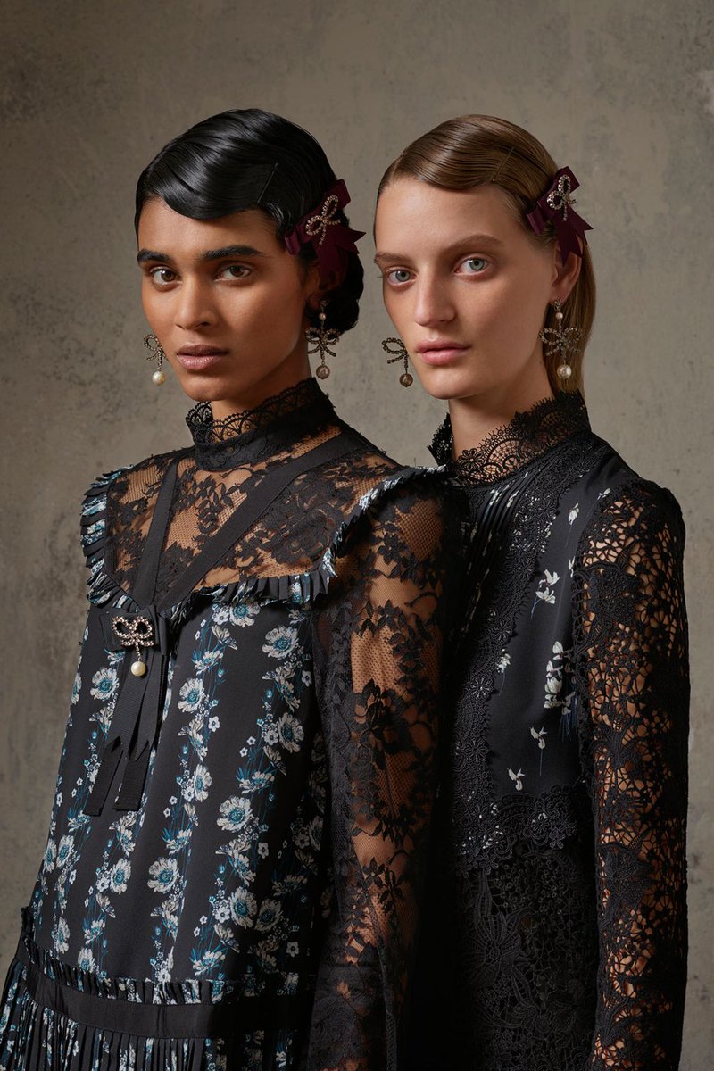 BritishVogue's tweet photo. DID YOU SEE? The @erdem x @hm collection in full: https://t.co/ZiKVmGjOfj #ERDEMxHM https://t.co/VOTY7mXS0o
