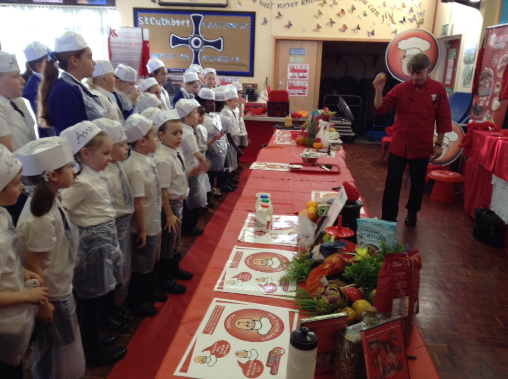 StCuthbertsPri's tweet photo. Year 2 cooking fun! Making Berry Brûlèe! @jnrchefs #yummy #chefs 🍽 https://t.co/RhndFJQbva
