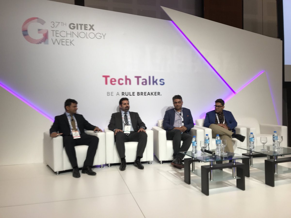 parthans's tweet image. Addressing the needs of the future of #cloud with @Riverbed_METNA @maheshjr and moderated by @smahuja #gitextechtalks #gitex2017