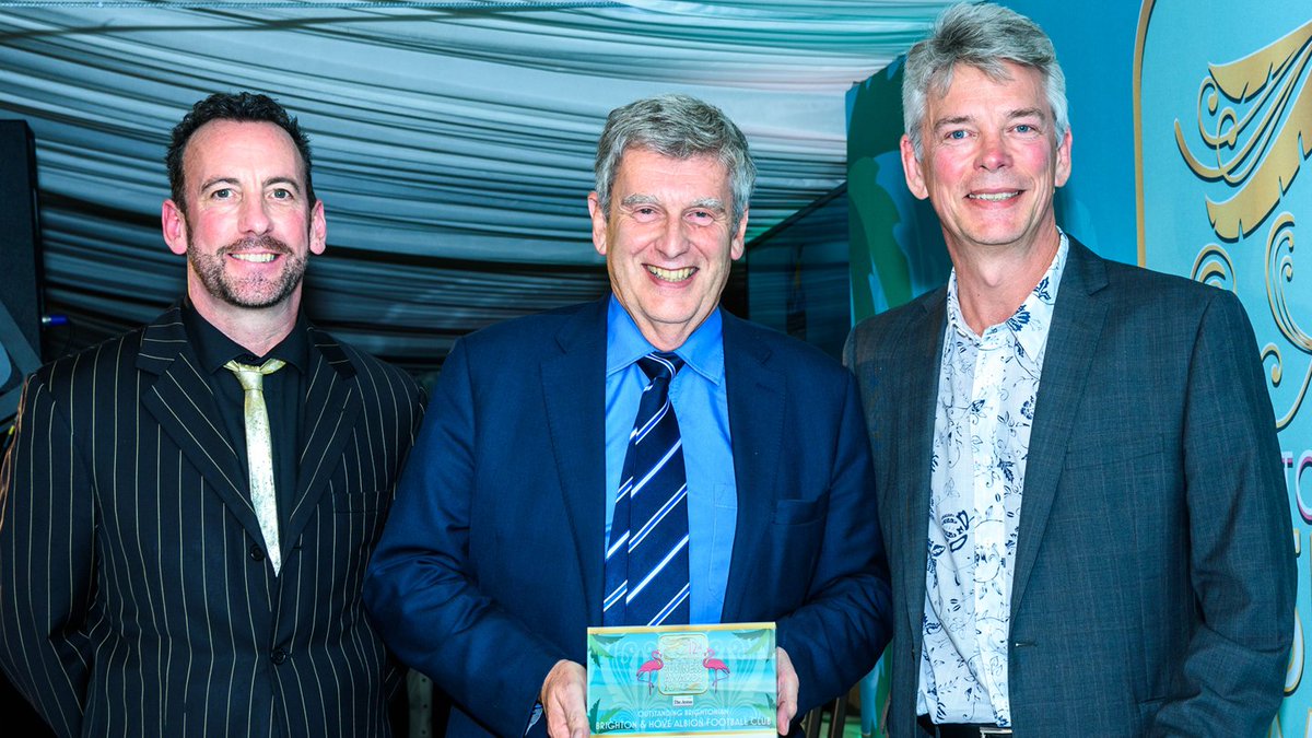 BHAFC's tweet photo. Martin Perry picked up the Outstanding Brightonian award on behalf of #BHAFC at the #BAHBA17. https://t.co/94Np7vfiVe https://t.co/8oeJSwl1c3