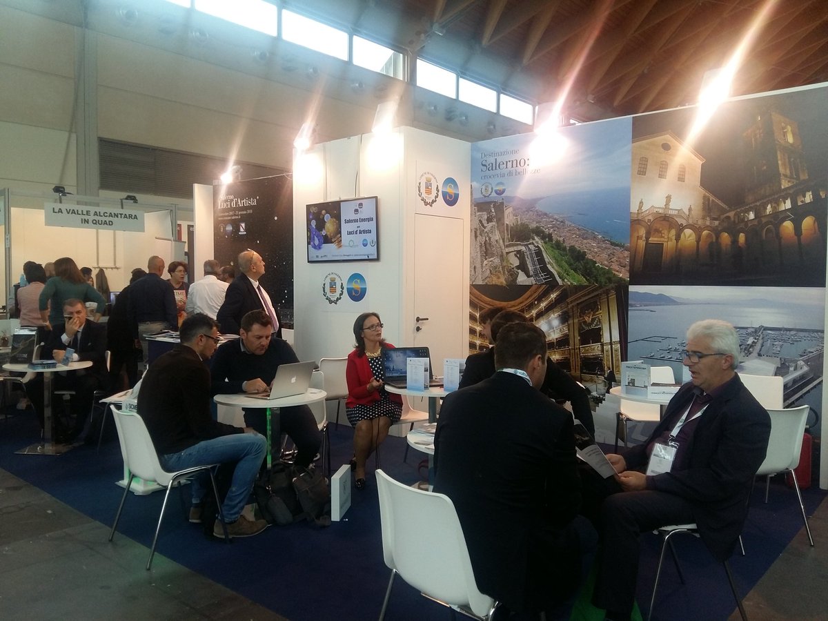 comune_salerno's tweet photo. Il Comune di #Salerno al #ttg2017 #Rimini: al lavoro per promuovere la #destinazione  #Salerno https://t.co/95jHdEIU5L